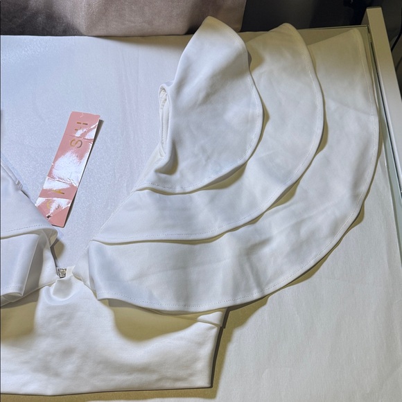 Splash White Ruffled Blouse - Picture 3 of 4